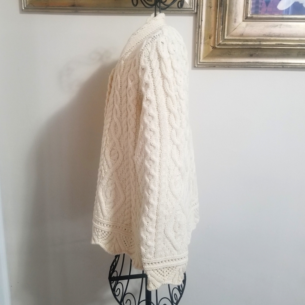 🆕️ Aran Crafts Cream Button-Up Cardigan 100% Merino Wool. Size: Small. - Picture 3 of 7